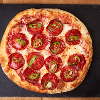 Pizza Spicy Pizza cu blat normal la Quick Bites din Târgu Mureş