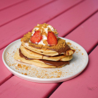 Nutella Pancakes with Strawberry 230g DESERT la J'ai Bistrot din Târgu Mureş