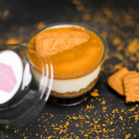Cheesecake salted caramel logo
