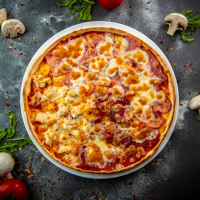 Quatro Carni 1320 g PIZZA PARTY 50 cm (REȚETĂ NOUĂ) la Rexo LunchBox din Târgu Mureş
