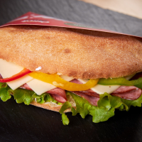 Specialitate salam Patiserie la Quick Bites din Târgu Mureş