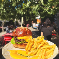 Pulled Pork Burger 450 g BURGER la J'ai Bistrot din Târgu Mureş