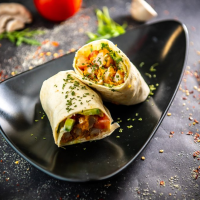 Crispy Chicken Wrap 250 g SANDWICH la Rexo LunchBox din Târgu Mureş