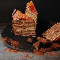 Felii tort Doboș Felii tort la Betty's Cakes din Târgu Mureş
