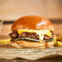 BBQ Burger 270 g BURGERS la Rexo LunchBox din Târgu Mureş