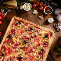 Party Suprema - 2.200g Pizza Party la Bada Bing din Târgu Mureş