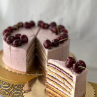 Medovik Cherry Felii tort la Betty's Cakes din Târgu Mureş