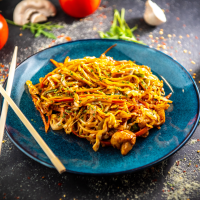 Chow Mein Noodle Box 400 g PROMO OFERTE IREZISTIBILE !  la Rexo LunchBox din Târgu Mureş