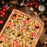 Party Chicken Deluxe - 2.200g Pizza Party la Bada Bing din Târgu Mureş