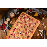 Party Deluxe - 2.100g Pizza Party la Bada Bing din Târgu Mureş