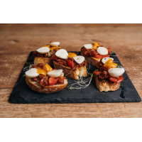 Next level Bruschetta 200 g Burger and Sandwich la Scarlet Cafe din Târgu Mureş