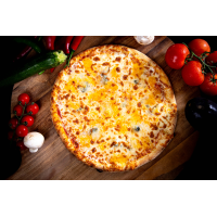 QUATTRO FORMAGI Pizza la Endre Drive Pizza din Târgu Mureş