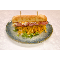 Sandwich Retro Sandwich la La Unchiu Teo din Târgu Mureş