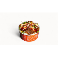 Doner box vită  + cartofi pai Salate la Turkish Steak House Restaurant din Târgu Mureş