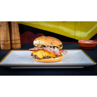 Grill & Bacon Burger la La Grill din Târgu Mureş