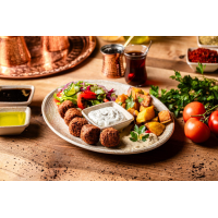 Falafel Aperitive reci & calde la Pelit Turkish Cuisine din Târgu Mureş