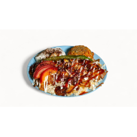 Iskender mix la farfurie Meniu turcesc la Turkish Steak House Restaurant din Târgu Mureş