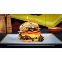 Special Burger la La Grill din Târgu Mureş