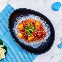 Creveti crunch dulci acrisori cu mango Crunch Bowl la Sushi Master din Târgu Mureş