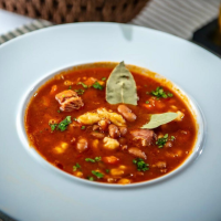Gulaș de fasole / Babgulyás SUPE / LEVESEK la Hungarian Taste din Târgu Mureş