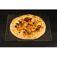 Pizza con Carne Pizza cu blat Chessy la Quick Bites din Târgu Mureş